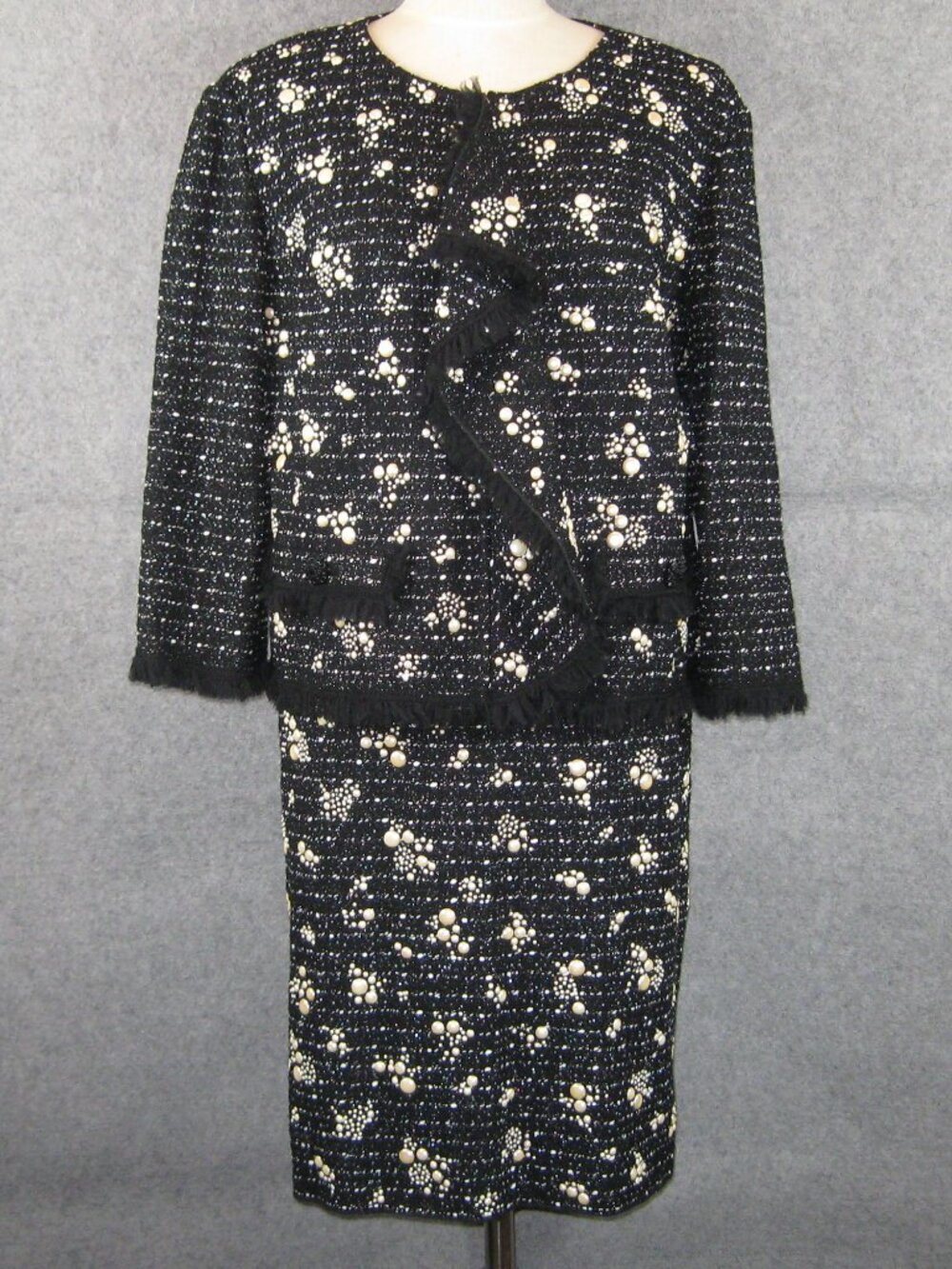 St John Couture Knit Embellished Jacket Skirt Suit Sz 16